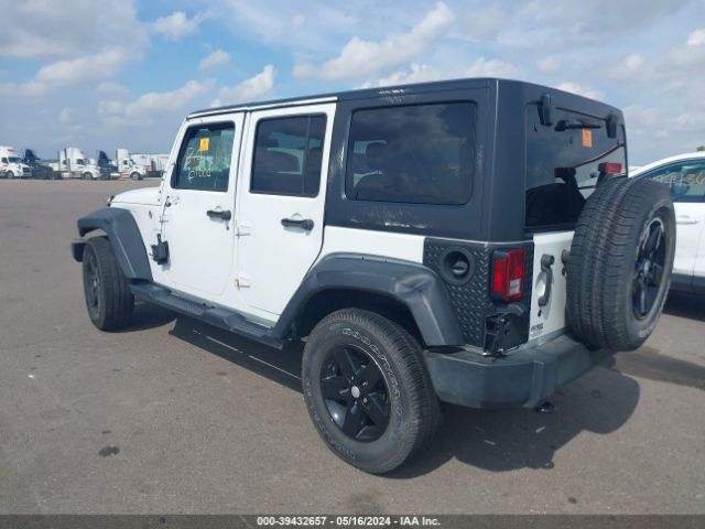 1C4BJWDG2HL624375 Jeep Wrangler Unlimited Sport 4x4
