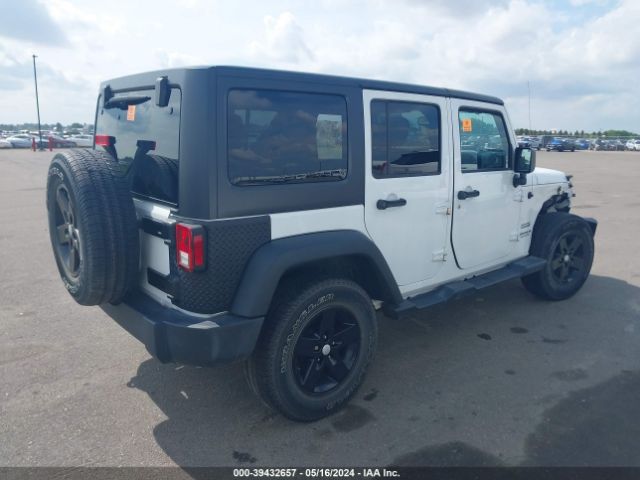 1C4BJWDG2HL624375 Jeep Wrangler Unlimited Sport 4x4