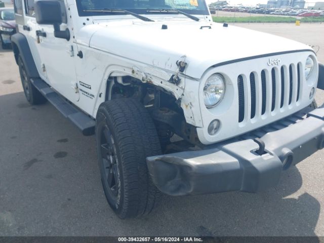 1C4BJWDG2HL624375 Jeep Wrangler Unlimited Sport 4x4