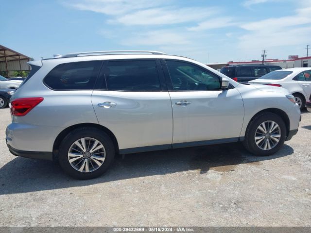 5N1DR2BN8LC633453 Nissan Pathfinder Sv 2wd
