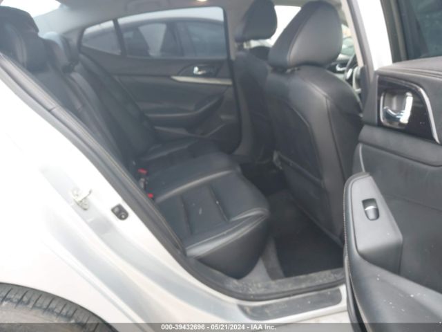 1N4AA6AP8JC392876 Nissan Maxima 3.5 Sl