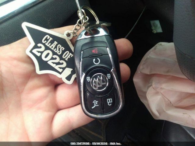 5GAEVAKWXJJ279677 Buick Enclave Essence