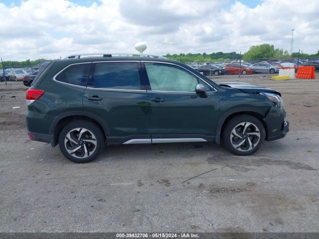 JF2SKARCXNH526068 Subaru Forester Touring