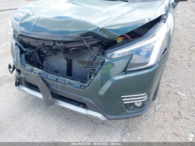 JF2SKARCXNH526068 Subaru Forester Touring