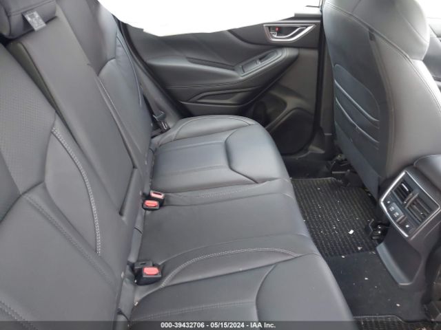 JF2SKARCXNH526068 Subaru Forester Touring
