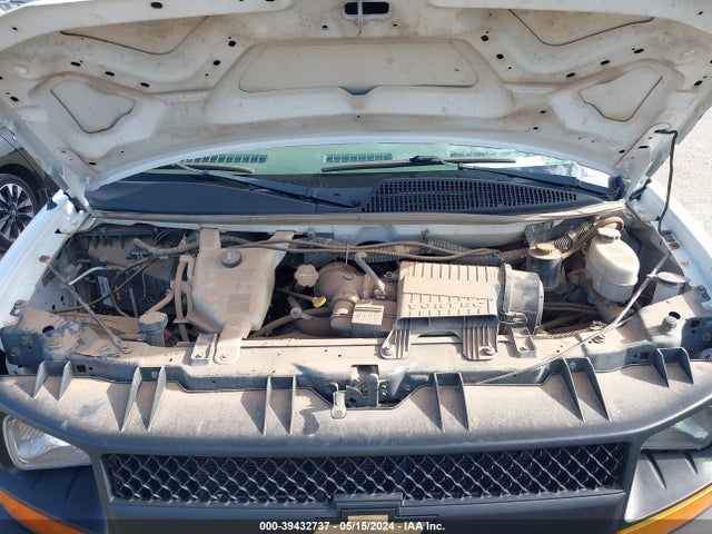 Chevrolet Express 2500 Work Van 2015 1GCWGFCG5F1260897 Image 10