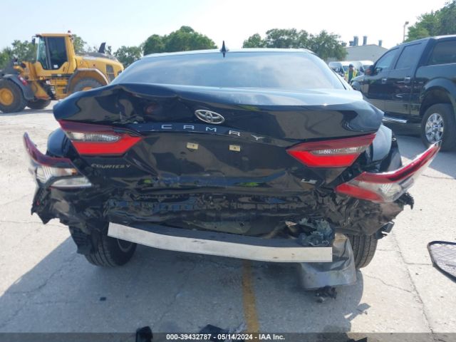 4T1C11AK4MU533642 Toyota CAMRY LE