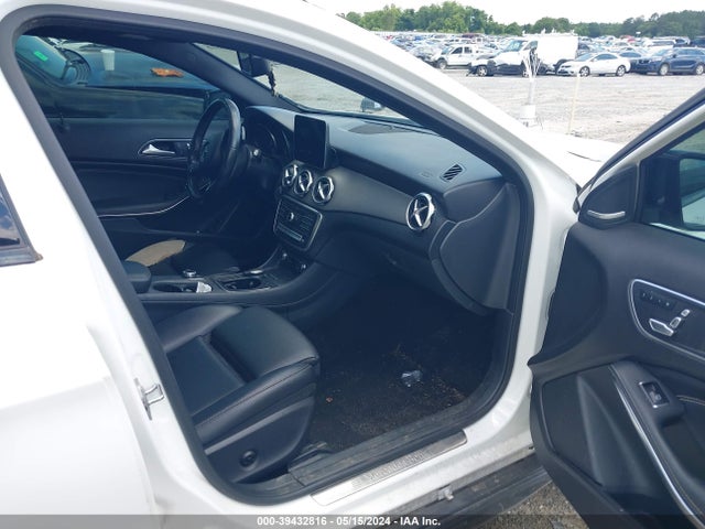 Mercedes-Benz GLA 250 2020 W1NTG4EB9LU040500 Image 5
