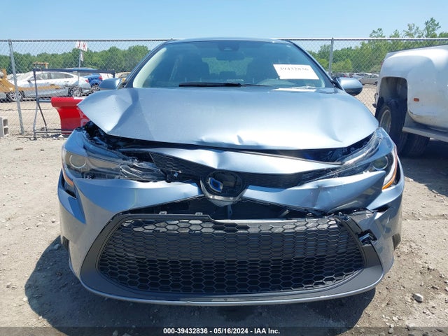 Toyota Corolla Hybrid Le 2022 JTDEAMDE1N3001230 Image 12