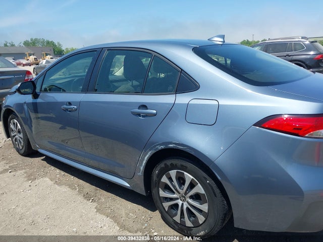 Toyota Corolla Hybrid Le 2022 JTDEAMDE1N3001230 Image 14