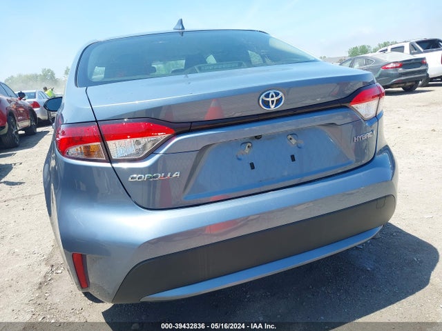 Toyota Corolla Hybrid Le 2022 JTDEAMDE1N3001230 Image 16