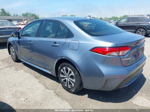 Toyota Corolla Hybrid Le 2022 JTDEAMDE1N3001230 Image 3