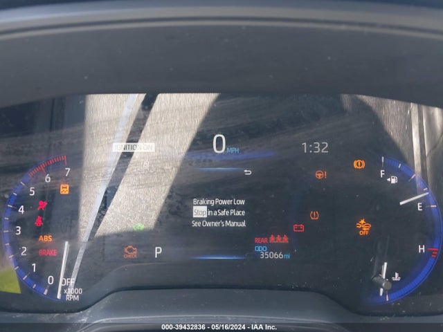 Toyota Corolla Hybrid Le 2022 JTDEAMDE1N3001230 Image 7
