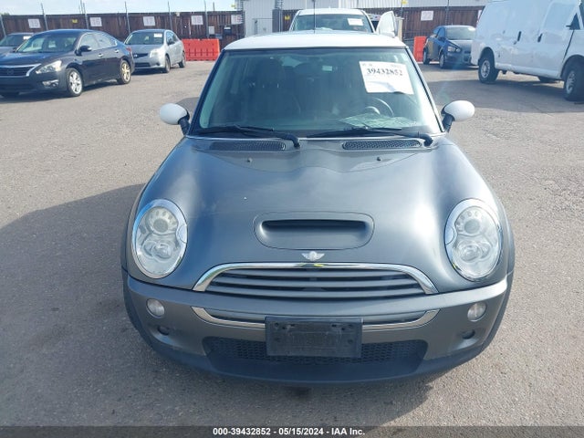 2005 MINI COOPER S WMWRE33465TD97809 Photo 5