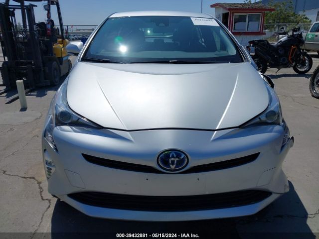 JTDKARFU7G3020520 Toyota Prius Three Touring