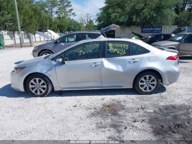 JTDEPRAE1LJ092413 Toyota COROLLA LE