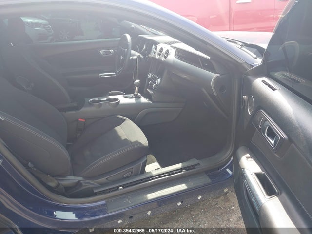 Ford Mustang Ecoboost Fastback 2020 1FA6P8TH2L5157676 Image 5