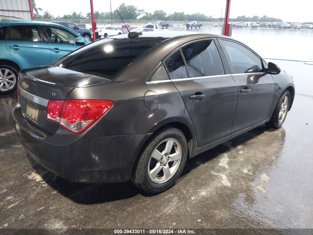 Chevrolet Cruze 1lt Auto 2015 1G1PC5SB2F7288274 Image 4