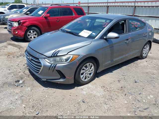 Hyundai ELANTRA SE 2017 KMHD74LF4HU081783 Image 2