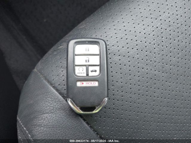 1HGCR3F97HA005021 Honda Accord Touring V6