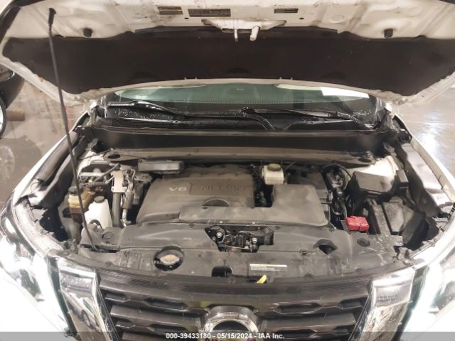 5N1DR2MMXJC604683 Nissan Pathfinder Sl