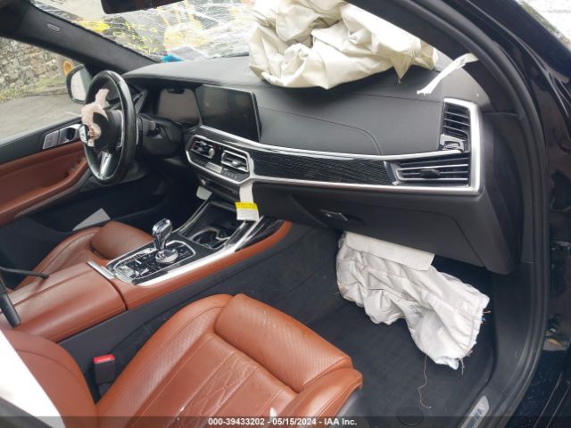 5UXCX6C06M9G13900 BMW X7 M50i