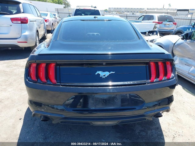 Ford Mustang Ecoboost Premium Fastback 2020 1FA6P8TH3L5136383 Image 17