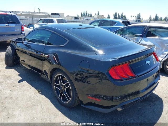 Ford Mustang Ecoboost Premium Fastback 2020 1FA6P8TH3L5136383 Image 3