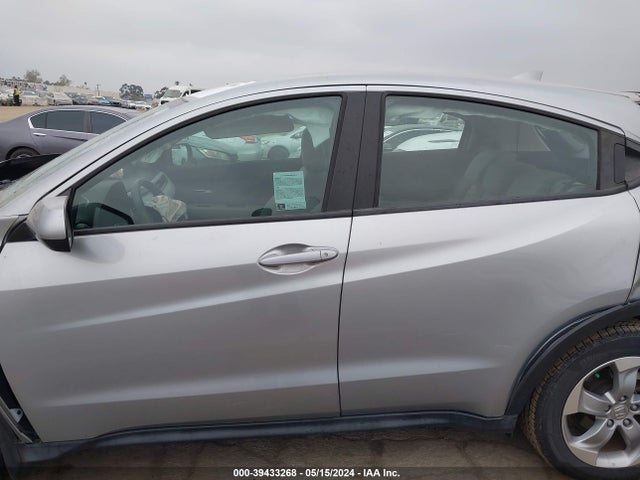 Honda HR-V LX 2019 3CZRU5H37KG703854 Image 15