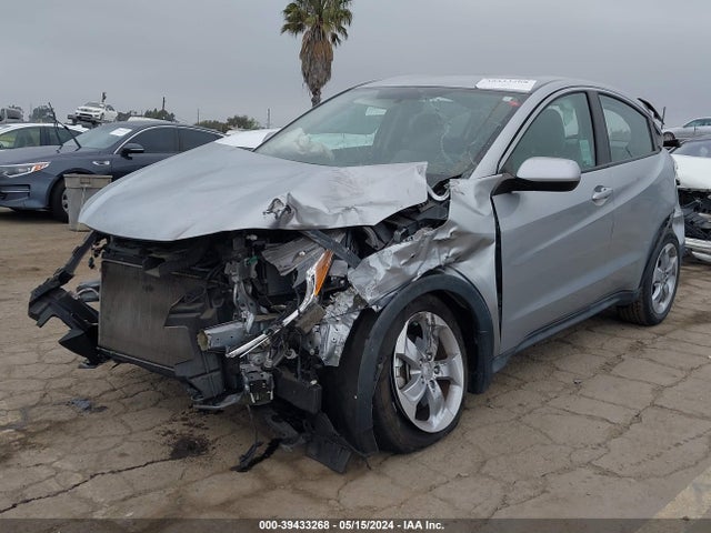 Honda HR-V LX 2019 3CZRU5H37KG703854 Image 2