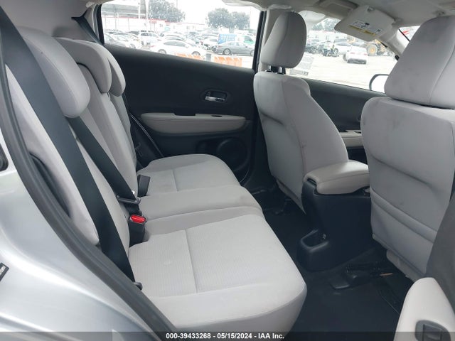 Honda HR-V LX 2019 3CZRU5H37KG703854 Image 8