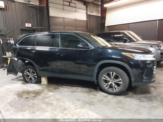 5TDBZRFH2KS924522 Toyota Highlander Le