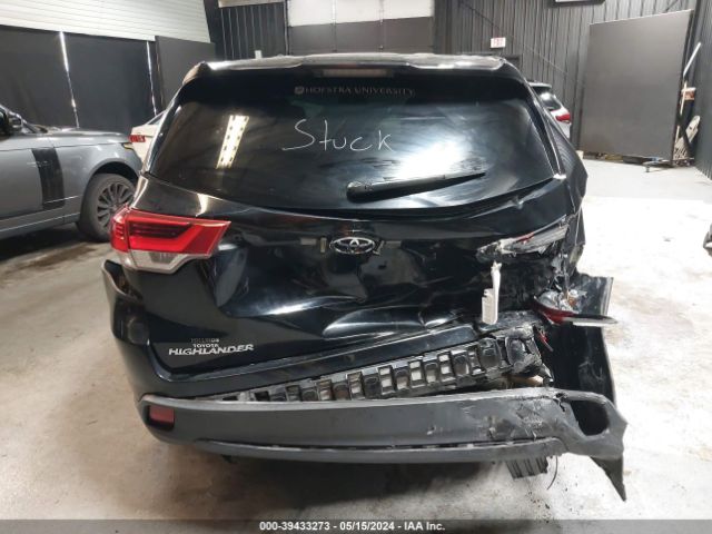 5TDBZRFH2KS924522 Toyota Highlander Le