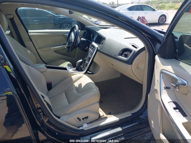 Aukcja sprzedaży 2013 Volvo S60 T5/t5 Platinum/t5 Premier/t5 Premier Plus, vin: YV1612FS0D2201137, numer aukcji: 39433280