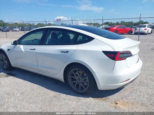 Tesla Model 3 Rear-wheel Drive 2023 5YJ3E1EA5PF385671 Image 3