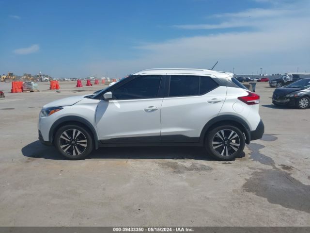 3N1CP5CU9KL525510 Nissan KICKS SV