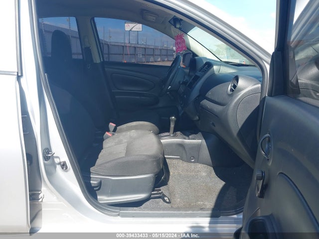 Nissan Versa 1.6 S+ 2016 3N1CN7AP2GL847606 Image 5