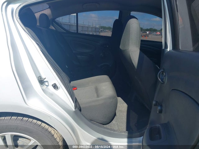 Nissan Versa 1.6 S+ 2016 3N1CN7AP2GL847606 Image 8