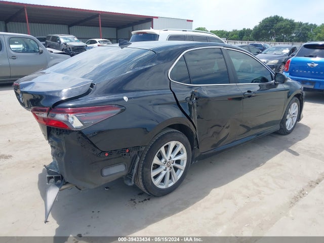 Toyota CAMRY LE 2021 4T1C11AK6MU480443 Image 4