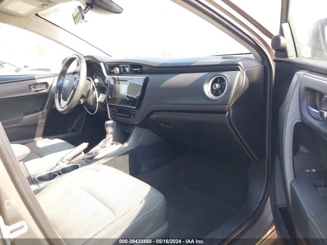 Toyota COROLLA LE 2017 2T1BURHE5HC952379 Image 5