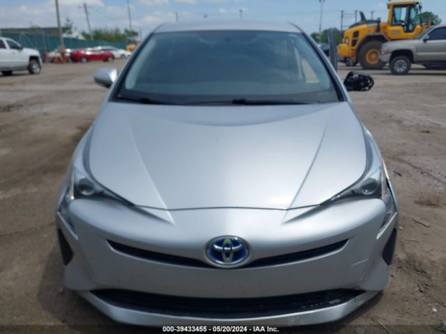 JTDKBRFU0G3506972 Toyota Prius Two
