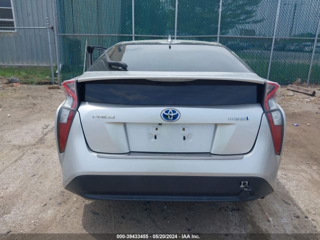 JTDKBRFU0G3506972 Toyota Prius Two