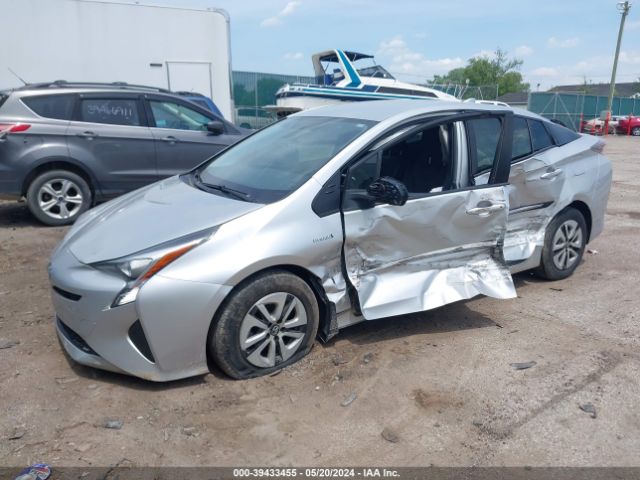 JTDKBRFU0G3506972 Toyota Prius Two