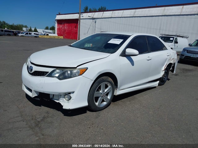 Toyota CAMRY SE 2014 4T1BF1FK2EU305016 Image 2