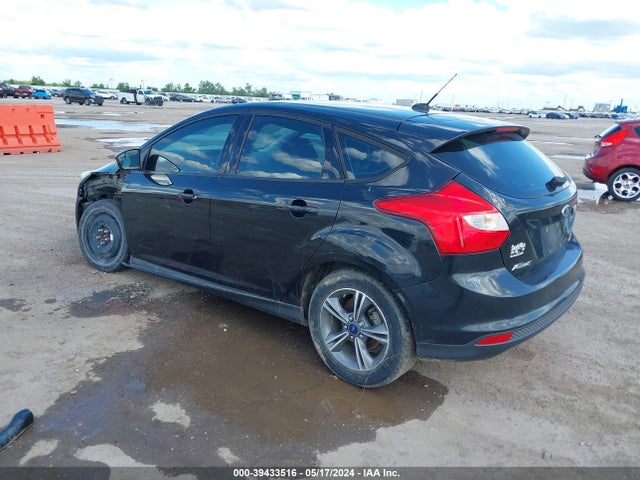 Ford FOCUS SE 2014 1FADP3K29EL293440 Image 3