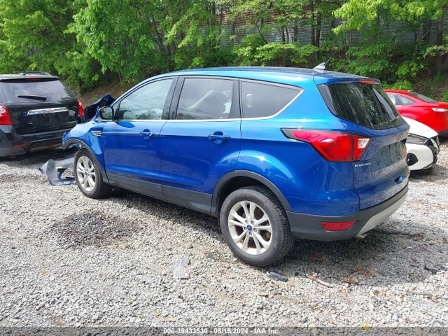 Ford ESCAPE SE 2019 1FMCU9GD2KUB98327 Image 3