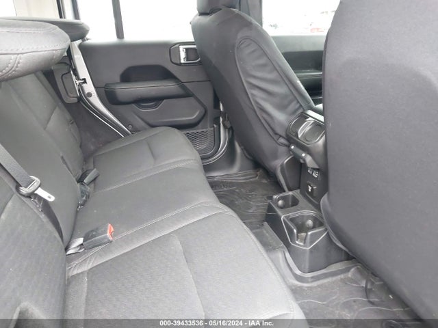 1C4HJXEN7KW691234 Jeep Wrangler Unlimited Sahara 4x4