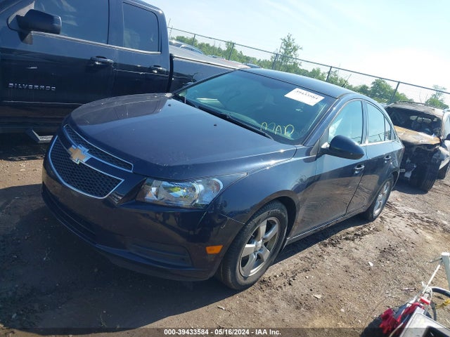 Chevrolet Cruze 1lt Auto 2014 1G1PC5SB4E7446113 Image 2