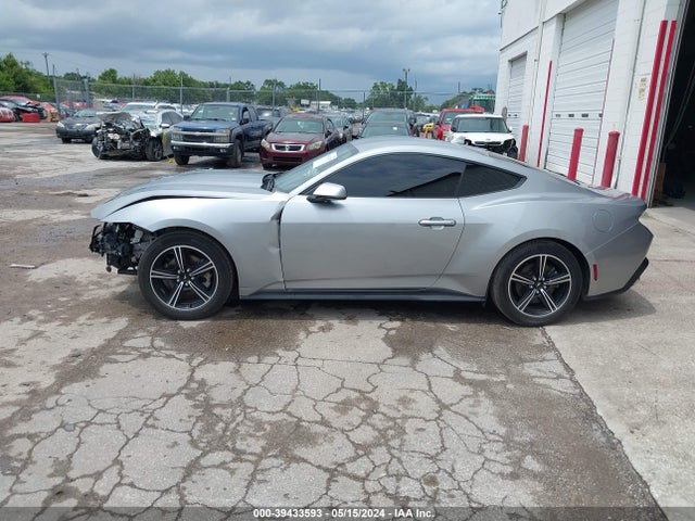 Ford Mustang Ecoboost Fastback 2024 1FA6P8TH6R5106478 Image 14