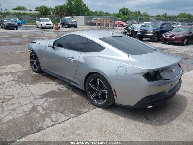 Ford Mustang Ecoboost Fastback 2024 1FA6P8TH6R5106478 Image 3